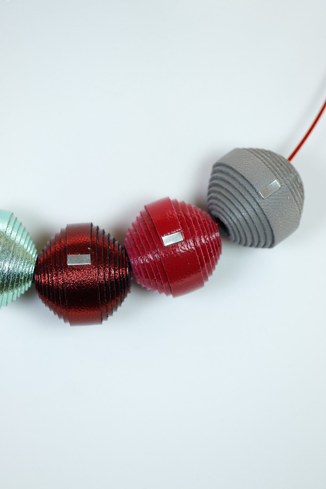 Colier Leatherbonbon (261) din piele