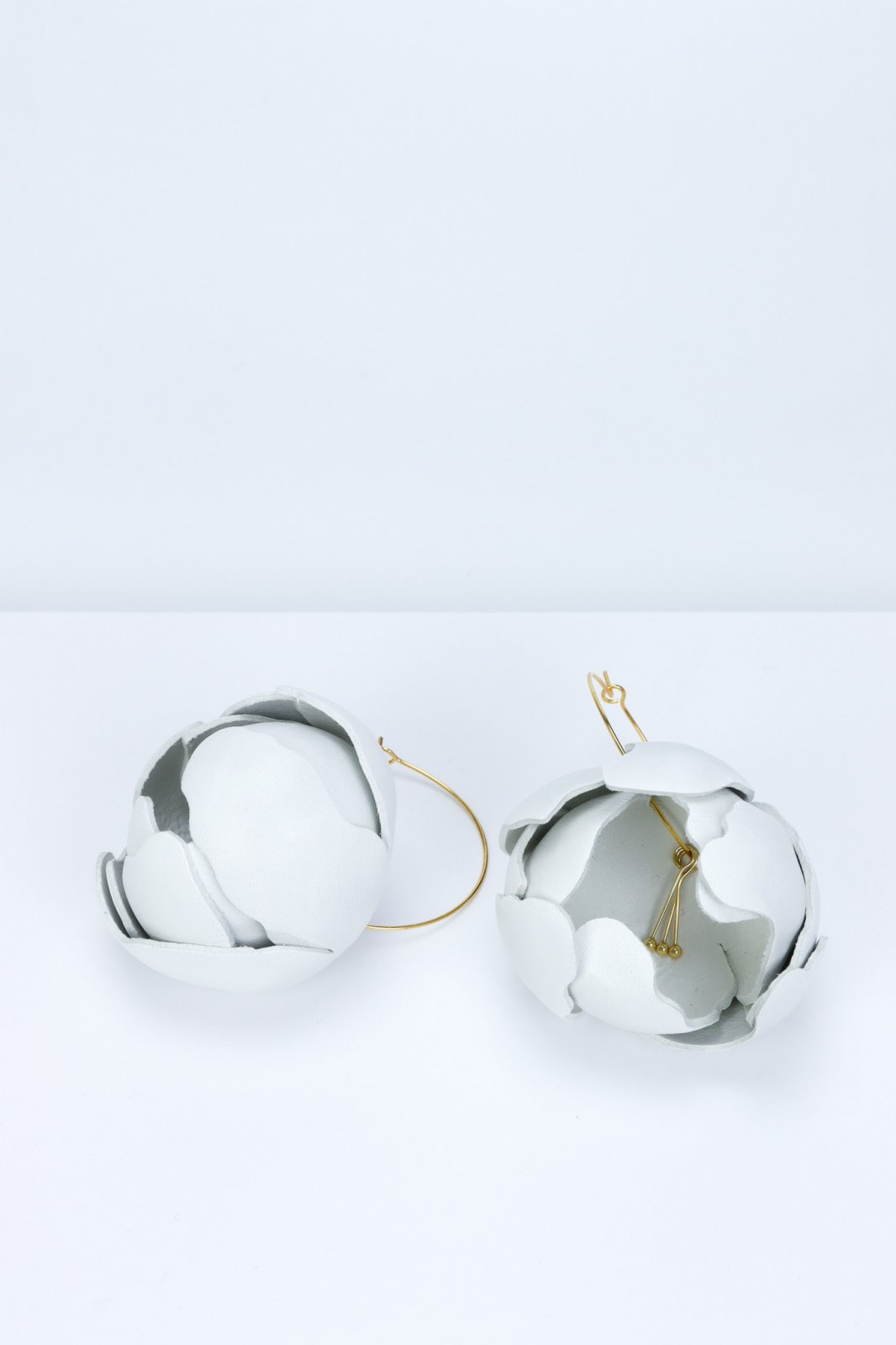 Peony Earrings - White