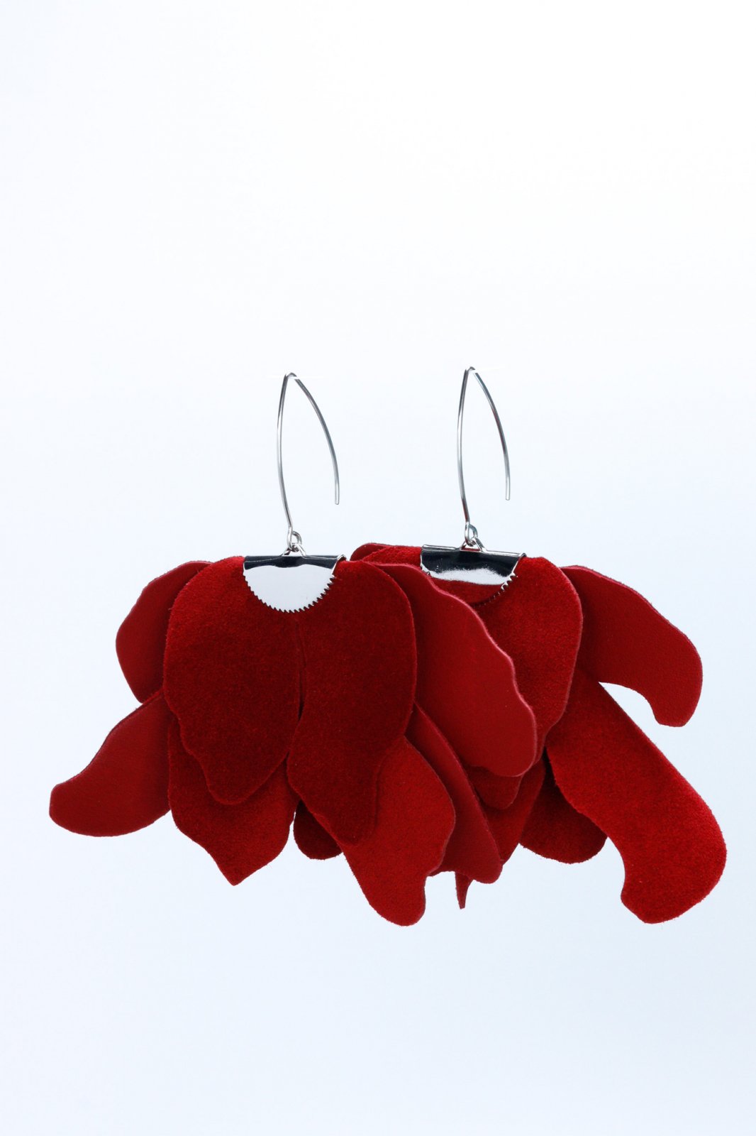 Large flower earrings - Deep red