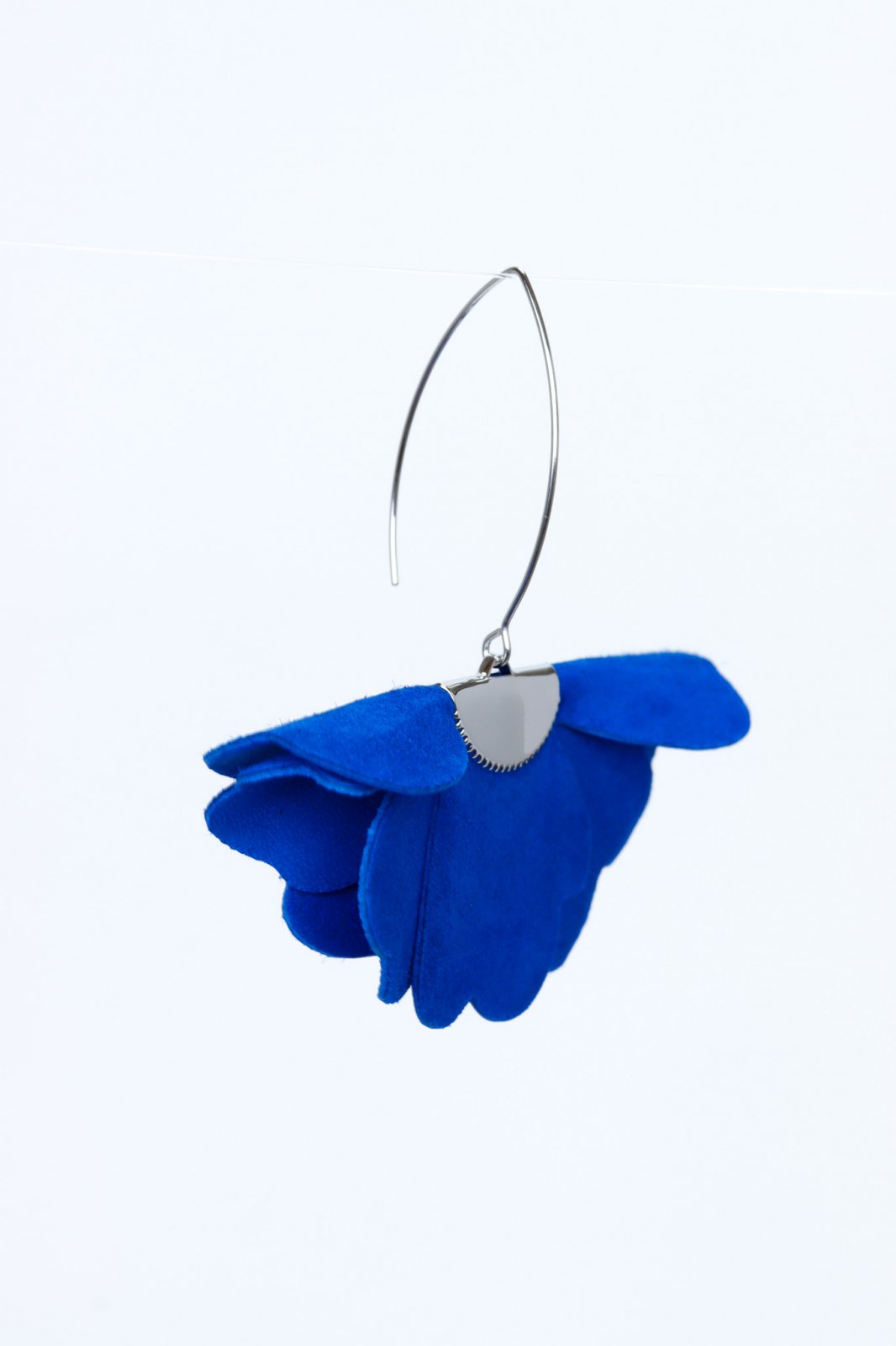 Small flower earrings - Deep blue