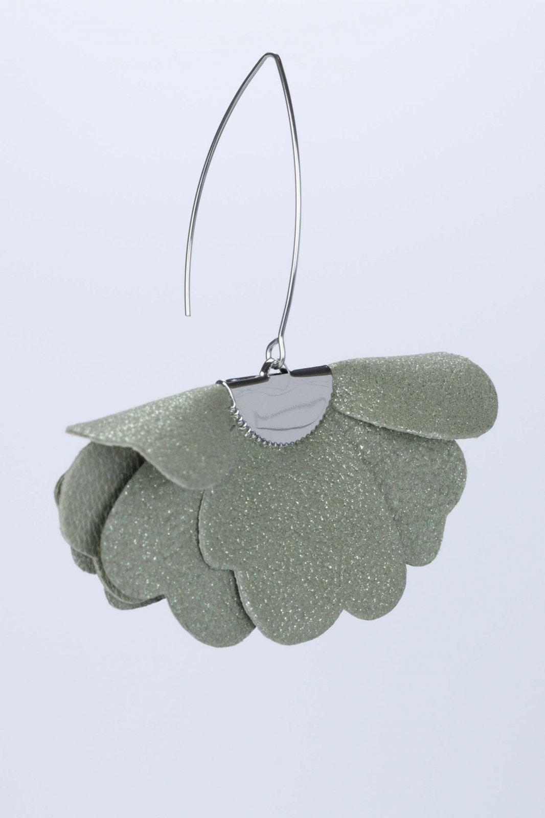 Small flower earrings - Greenish-gray with glitter