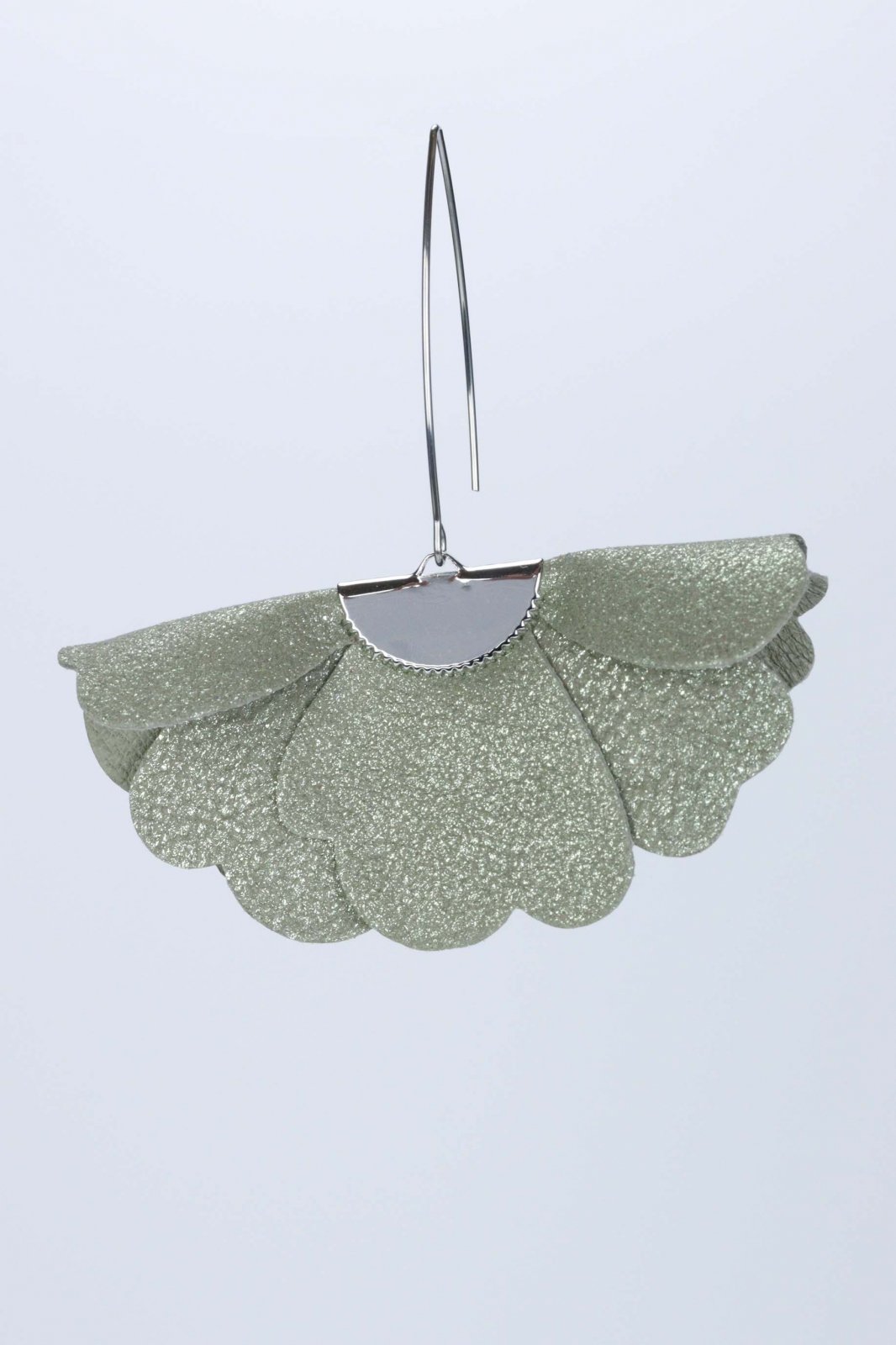 Small flower earrings - Greenish-gray with glitter