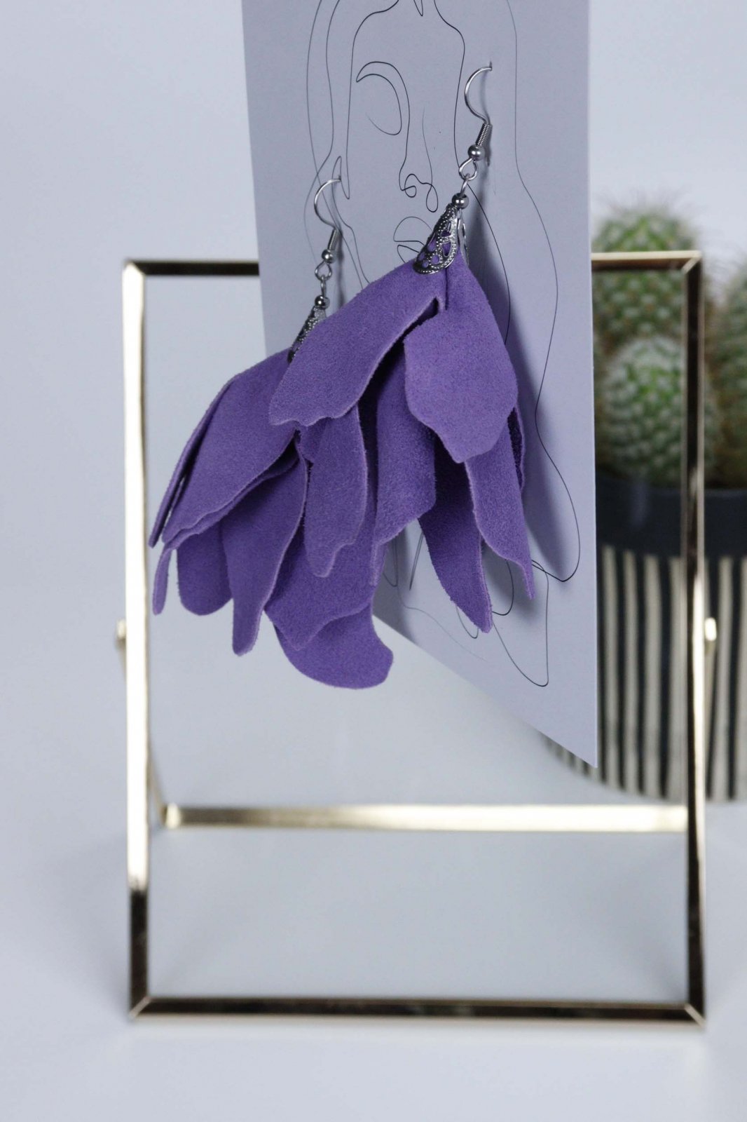 Iris Earrings - Lavender