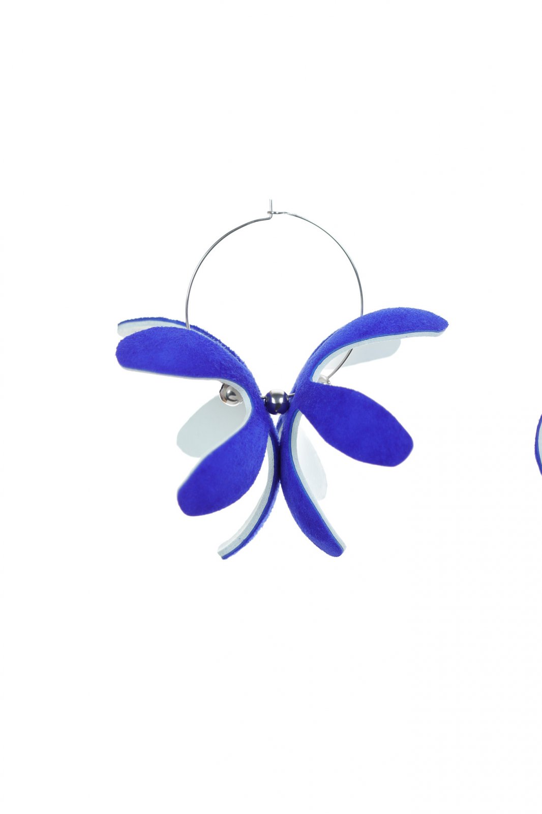 Cercei model floral - Albastru electric + Alb