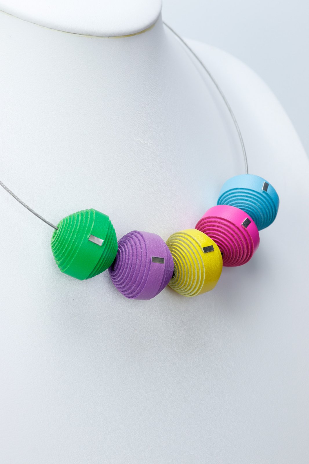 Burano necklace - Leatherbonbon (600) made of leather