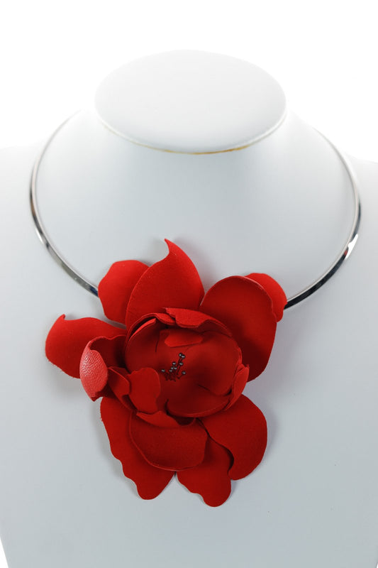 Colier model floral