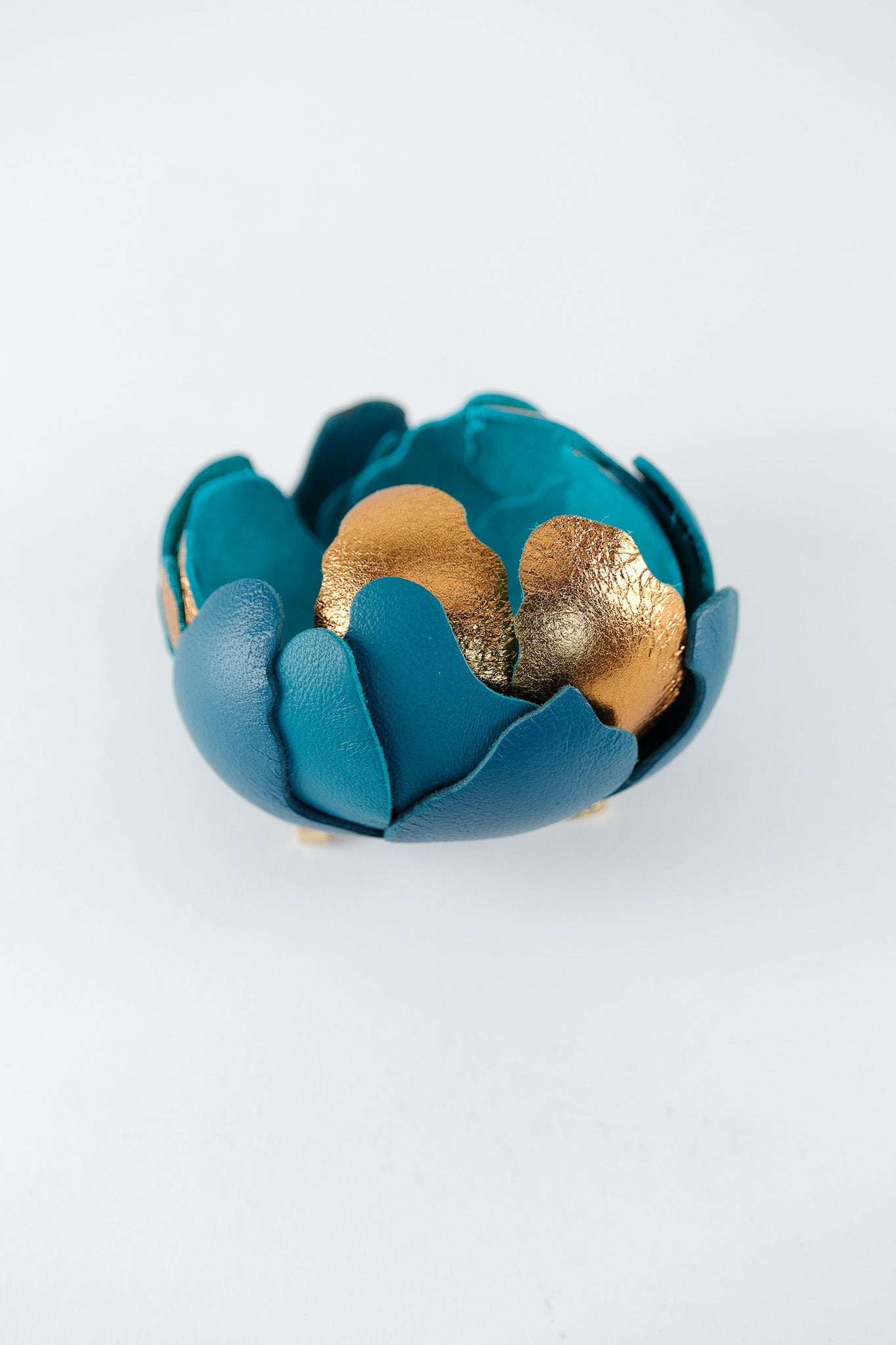 Brosa Bujor - Rich Teal with Gold