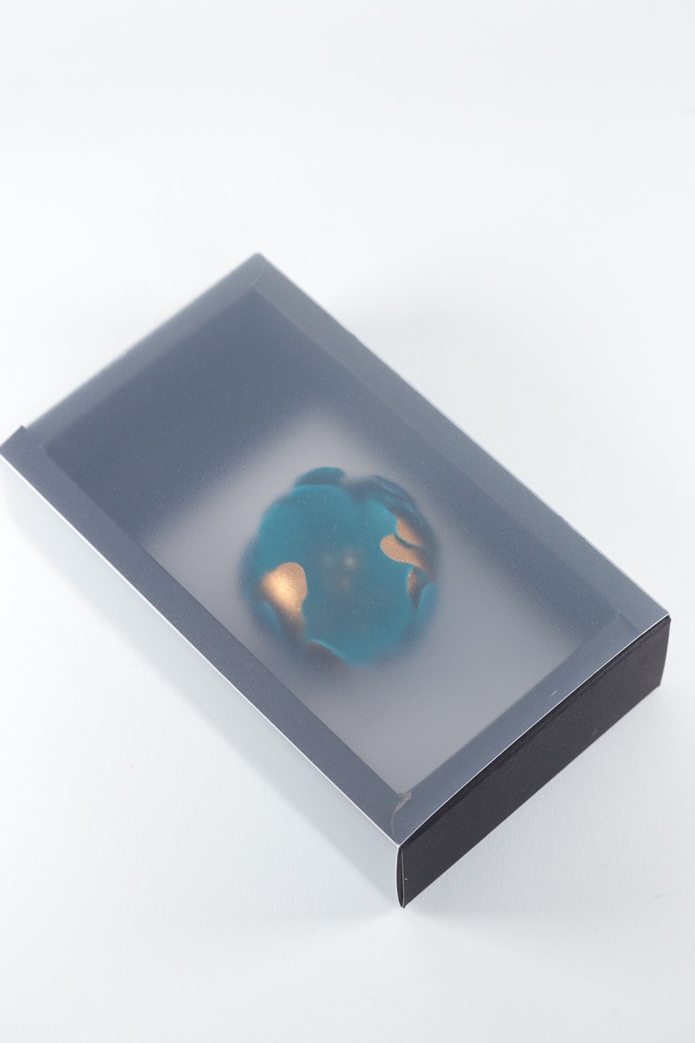 Brosa Bujor - Rich Teal with Gold