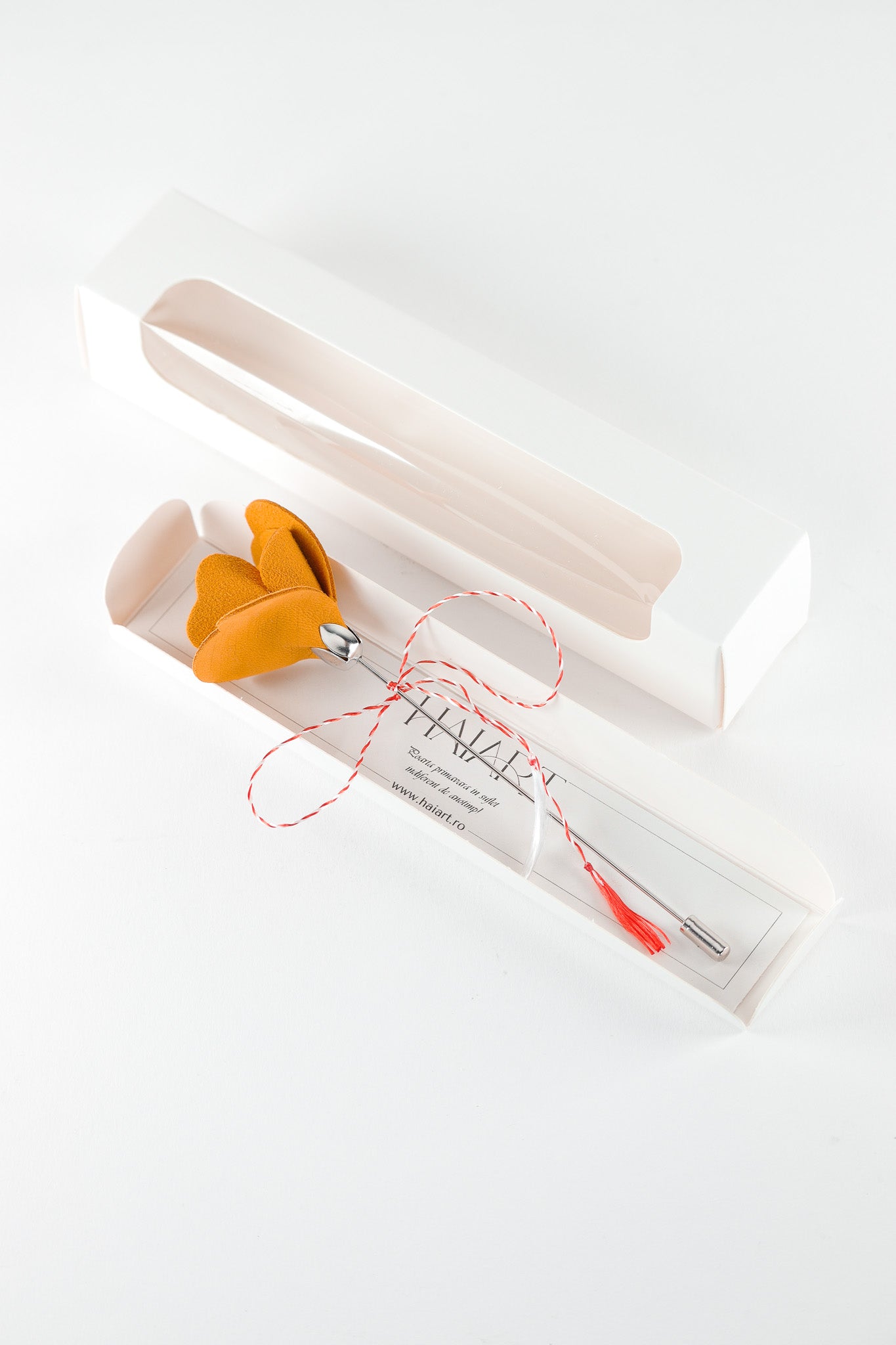 Brosa Garoafa - Mango