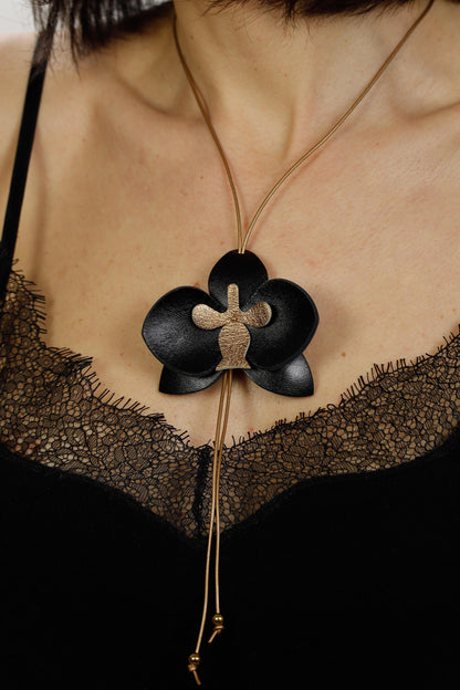 Colier Orhidee - Negru & Bronz