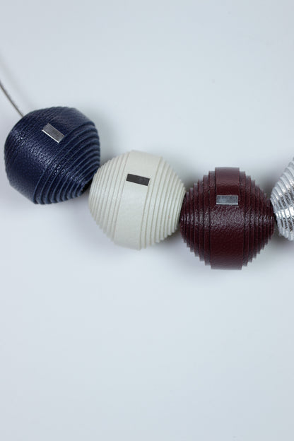 Colier Leatherbonbon (248) din piele