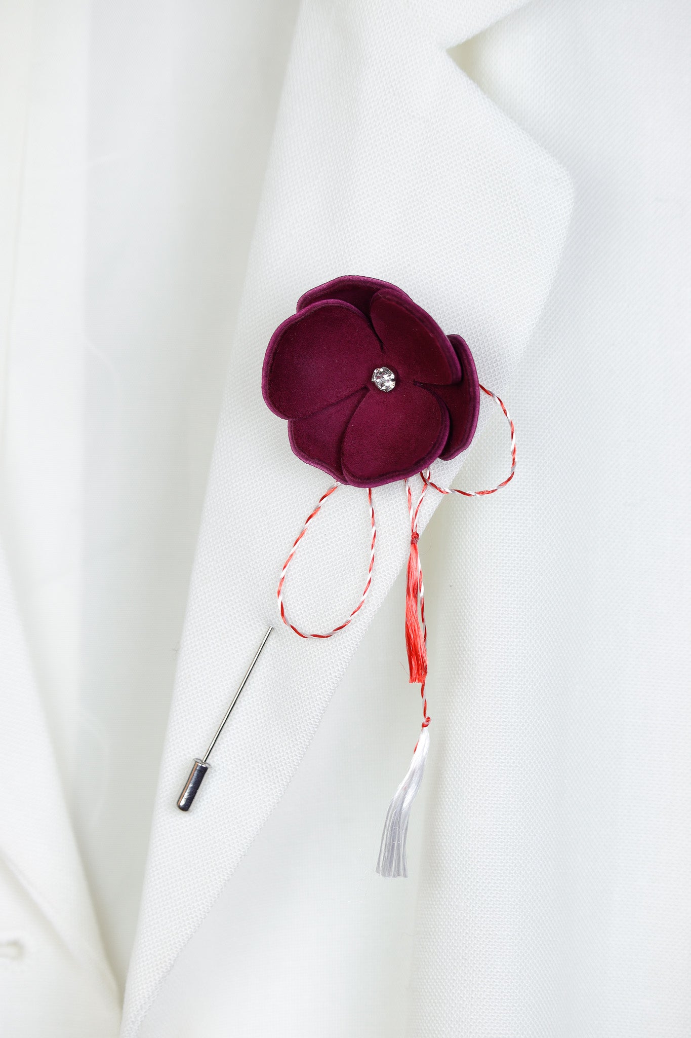 Brosa Panseluta - Plum Caspia