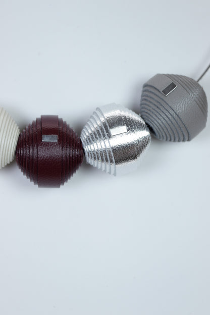 Colier Leatherbonbon (248) din piele