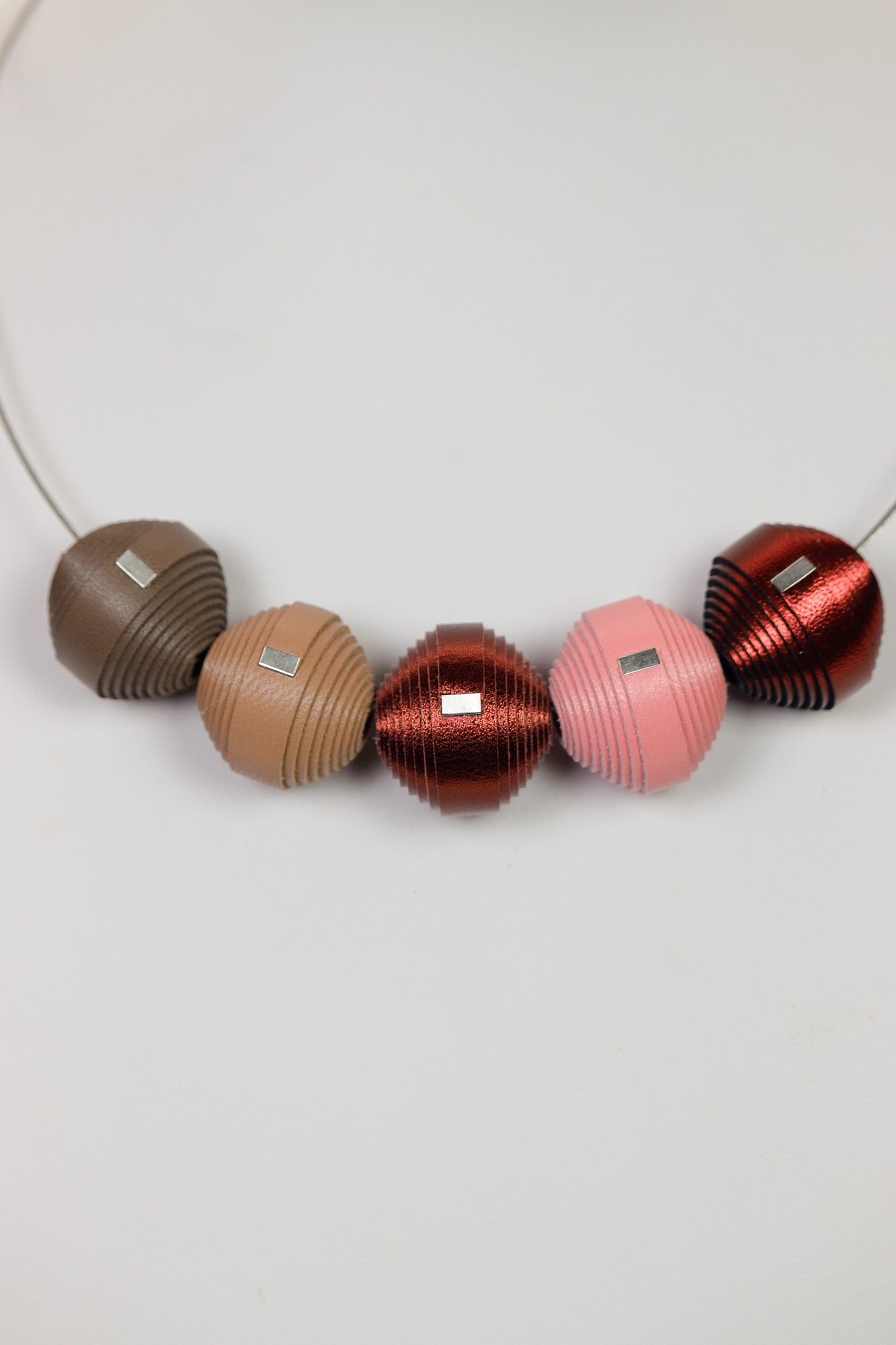 Colier Leatherbonbon (282) din piele