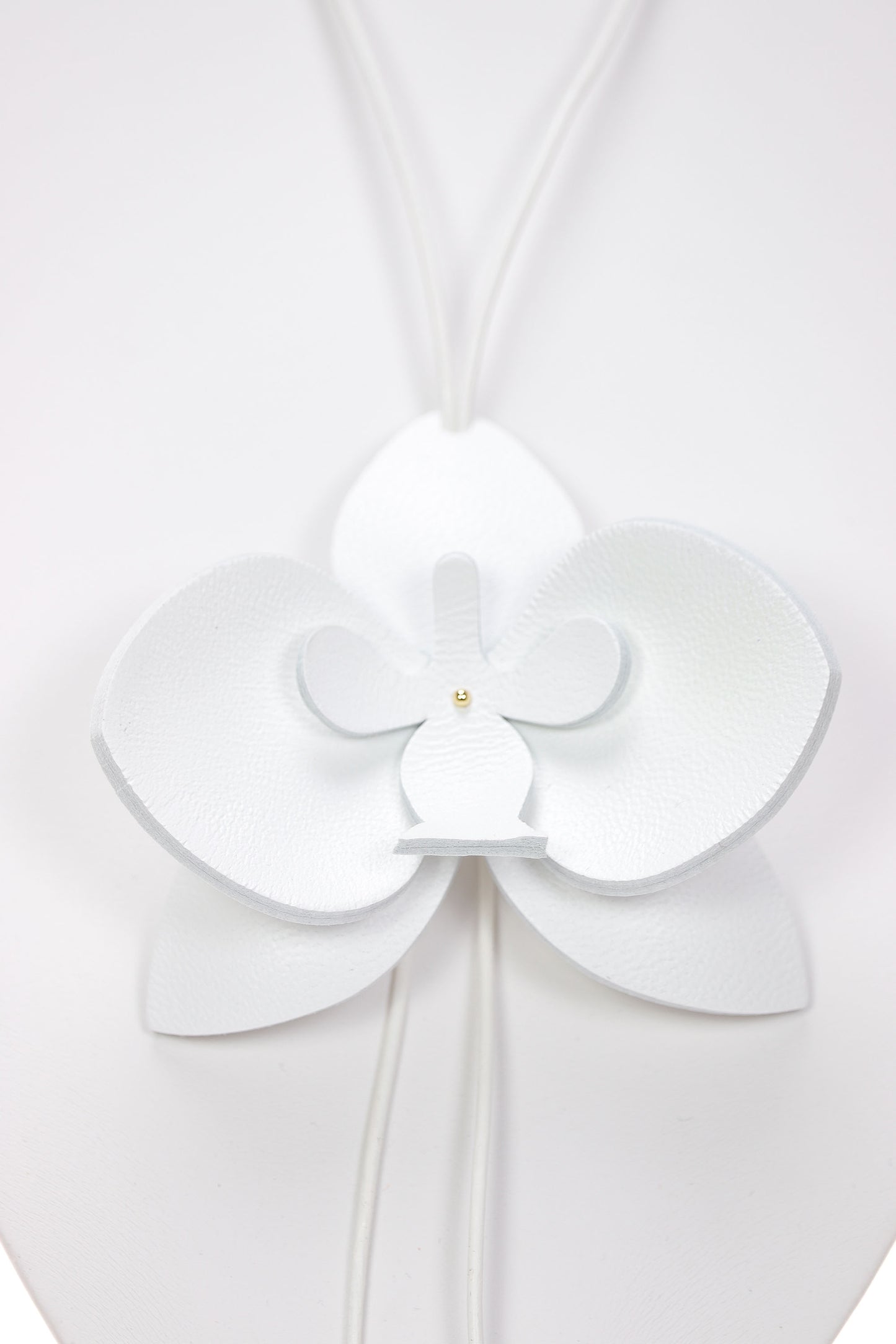 Set Colier + Cercei Orhidee - Pure White & Gold