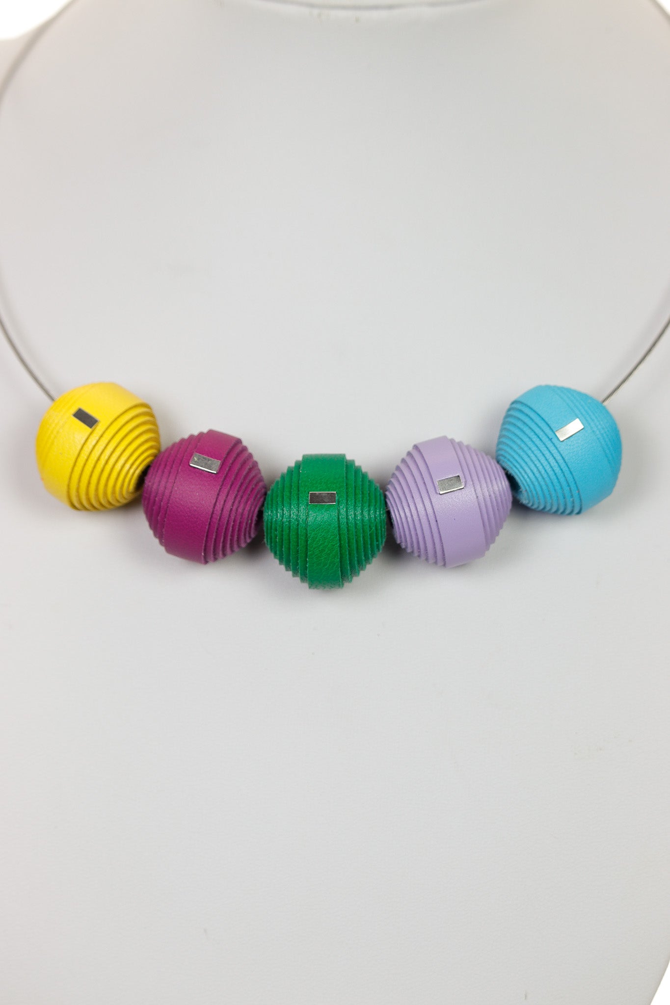 Colier Leatherbonbon (284) din piele