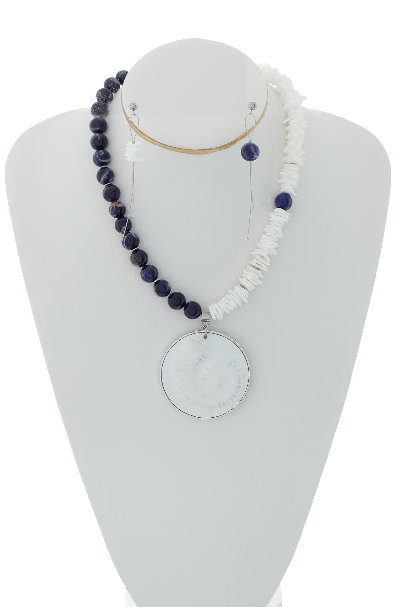 Colier unicat Marine - Scoica + Lapis Lazuli