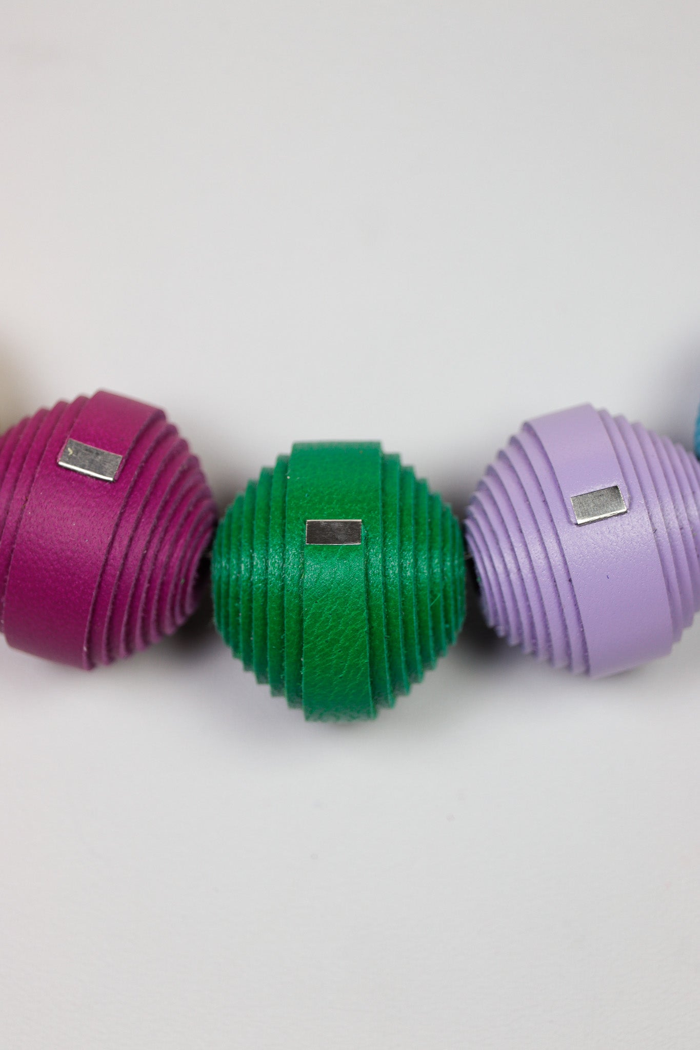 Colier Leatherbonbon (284) din piele