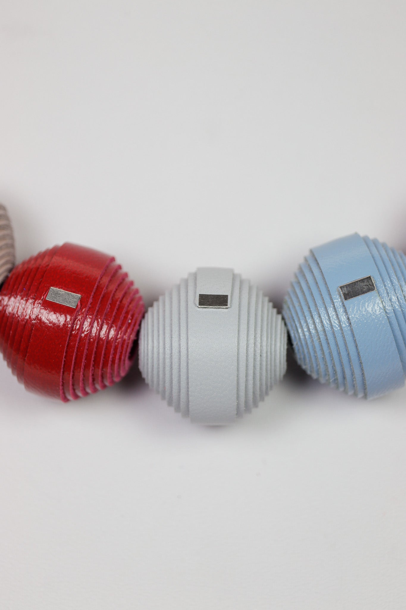 Colier Leatherbonbon (286) din piele