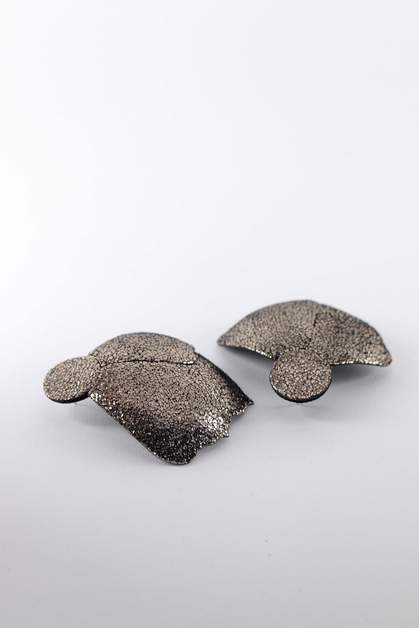 Cercei Aripi - Negru antracit metalizat