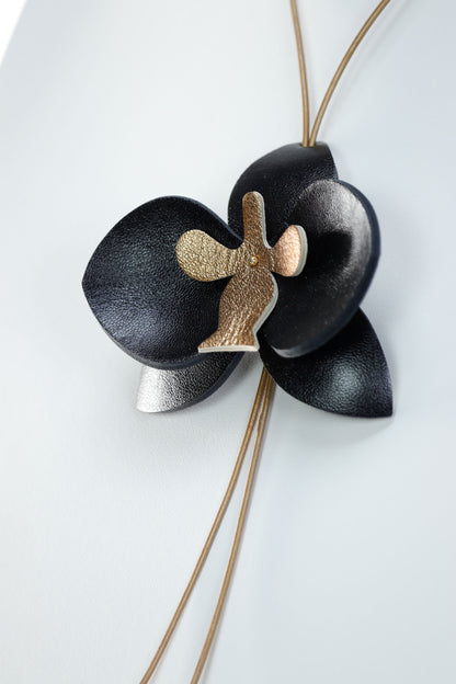 Colier Orhidee - Negru & Bronz