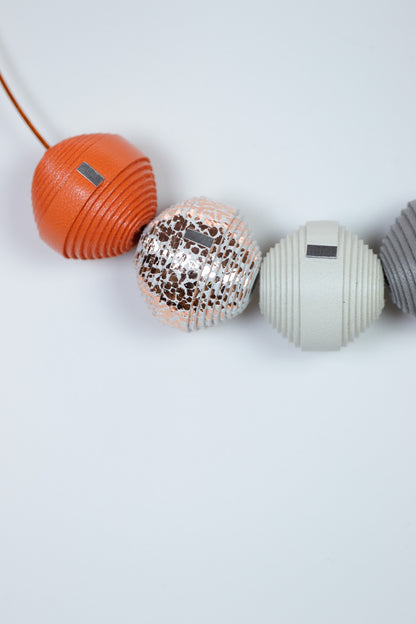 Colier Leatherbonbon (257) din piele