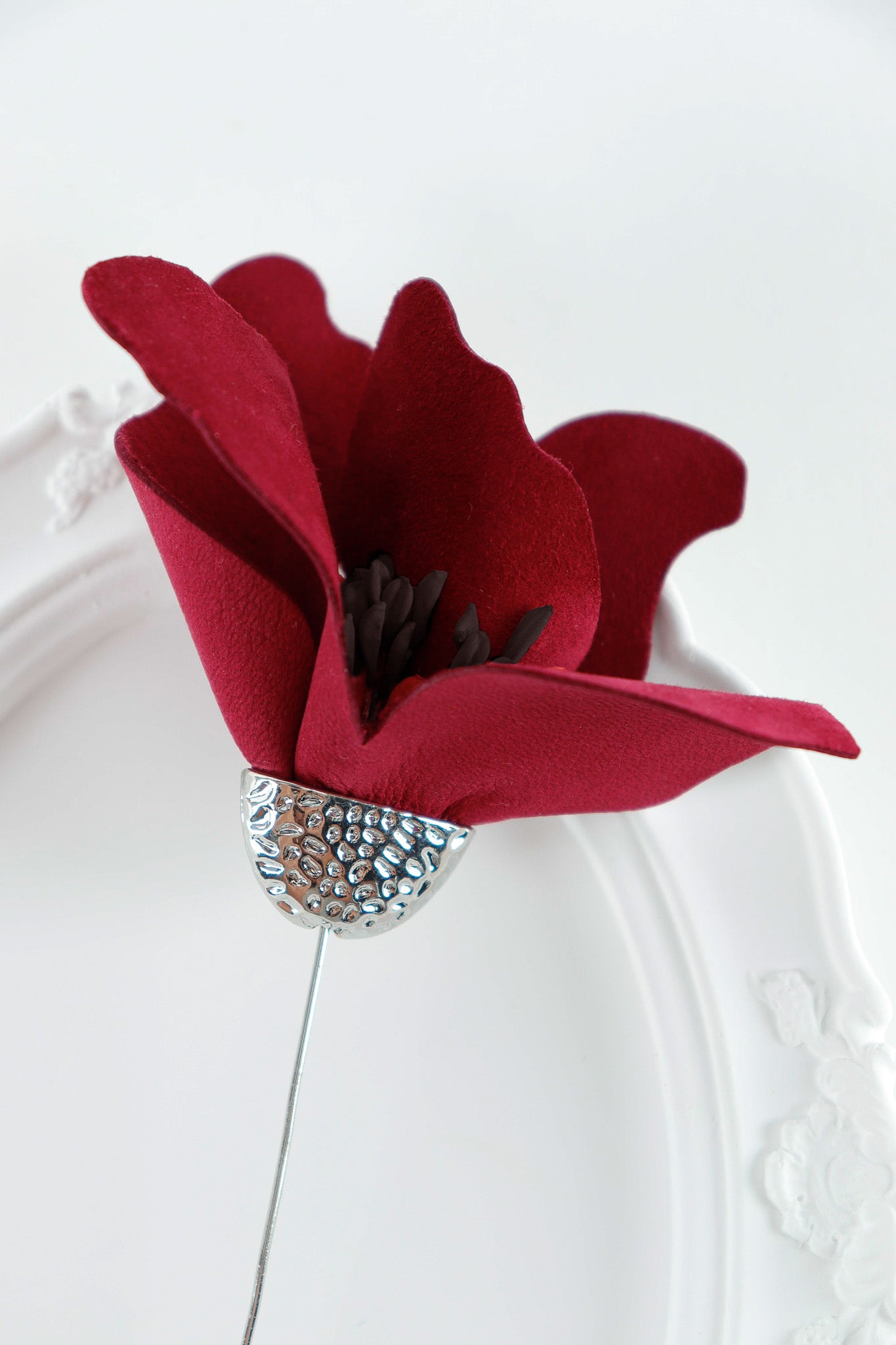 Lily Brooch - Plum Caspian