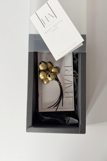 Brosa Buchet Floral - Auriu + Negru - Handmade - HAIArt România - Vedere detaliu 2