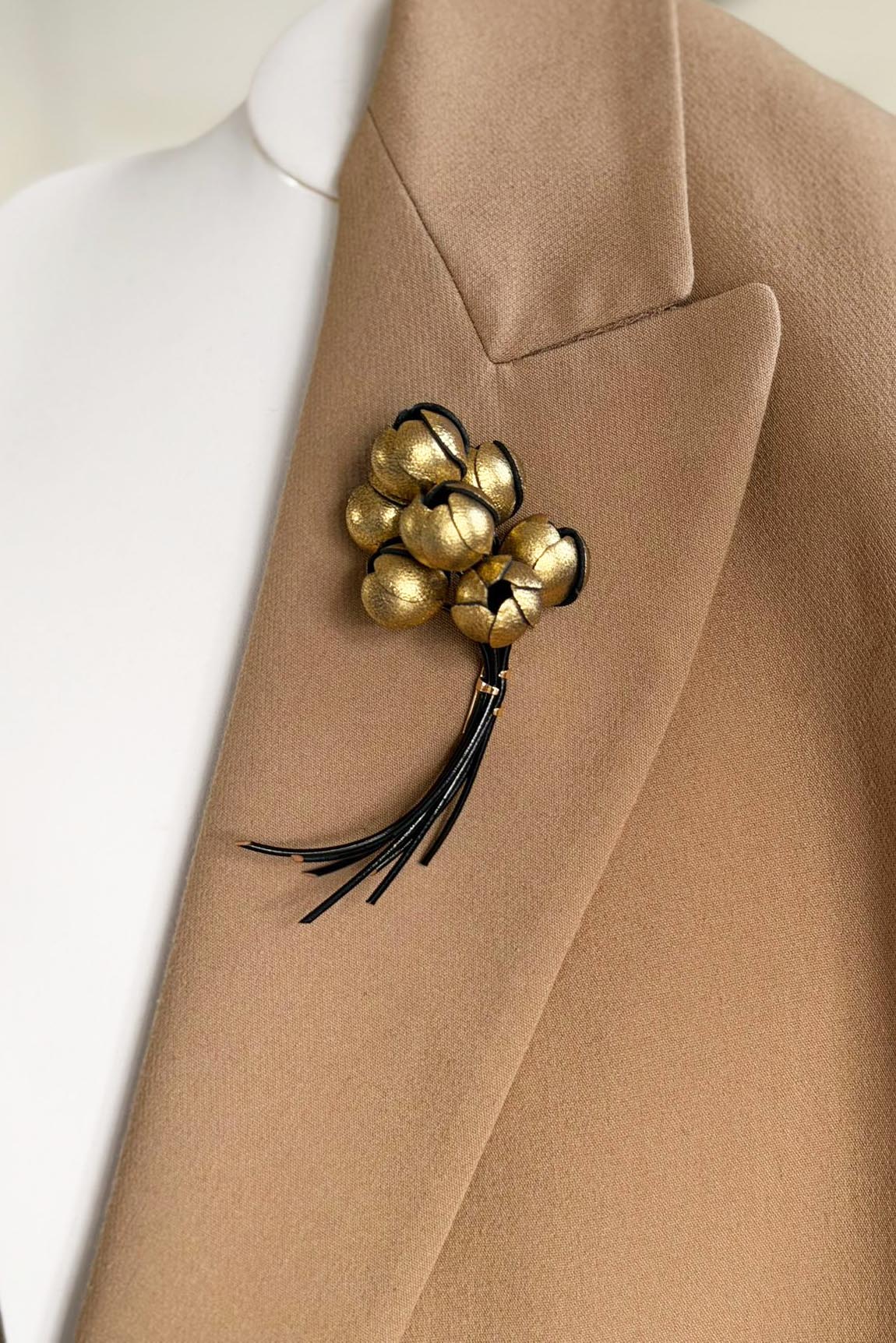 Brosa Buchet Floral - Auriu + Negru - Handmade - HAIArt România - Vedere principală