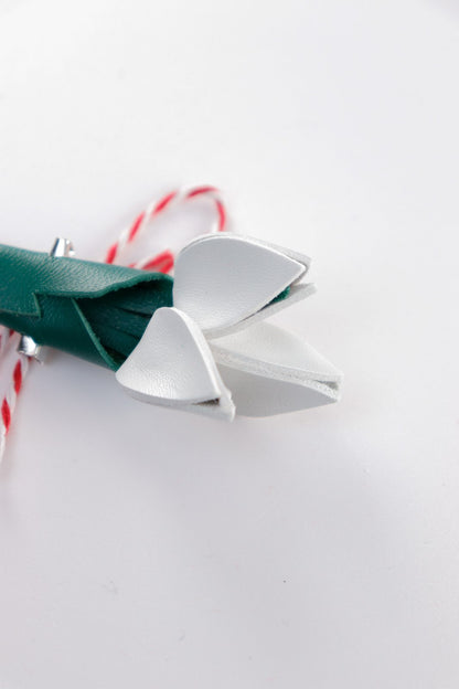 Brosa Buchet de lalele - Alb