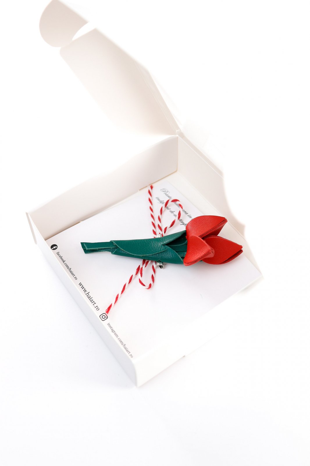 Brosa Buchet de lalele - Rosu