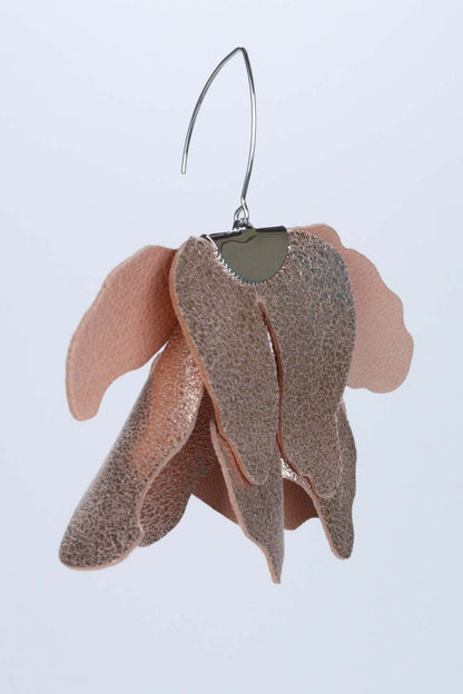 Cercei floare mare - Somon cu sclipici