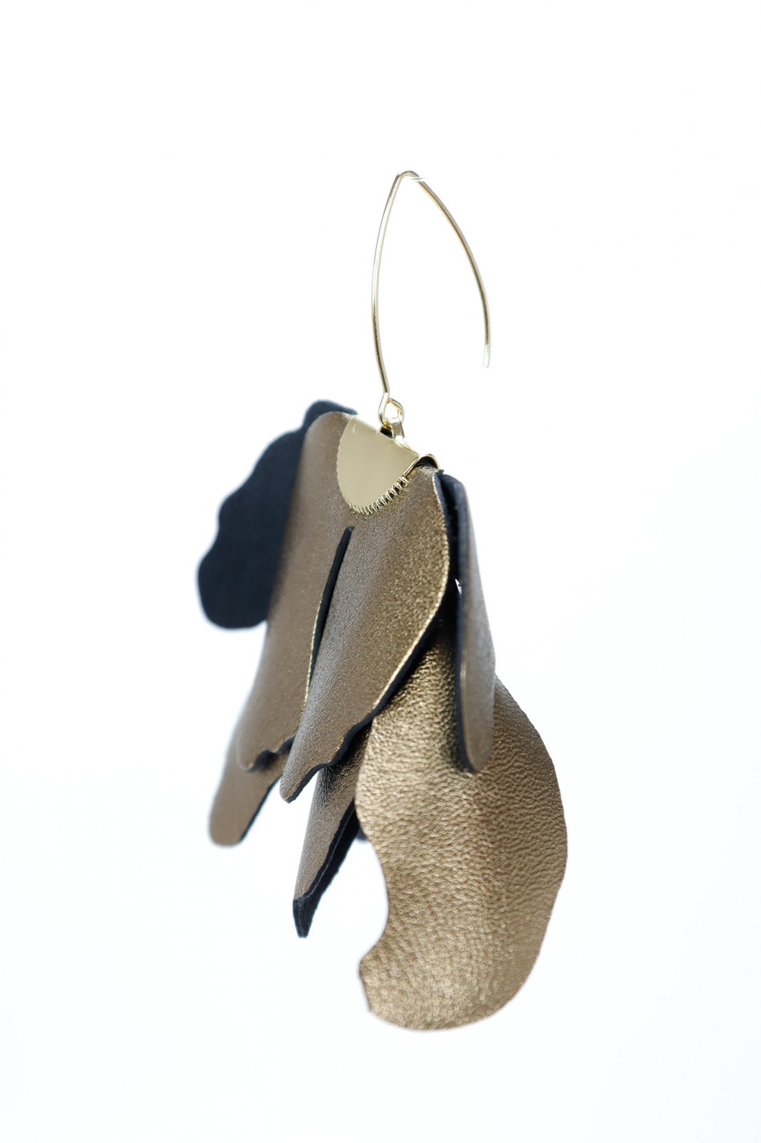 Large flower earrings - Black and gold duo