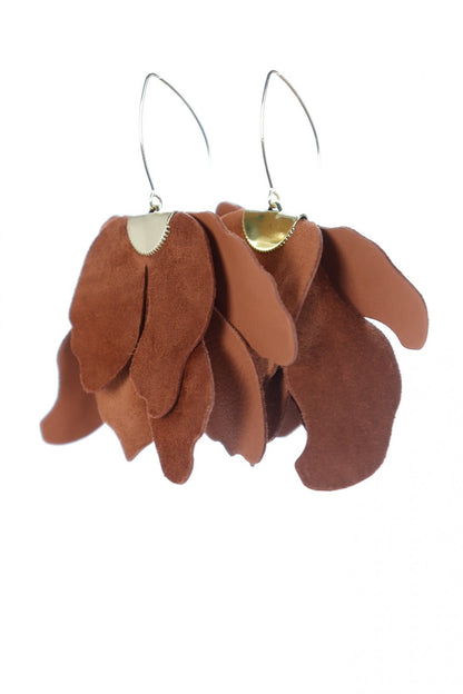 Cercei floare mare - Mocha mousse