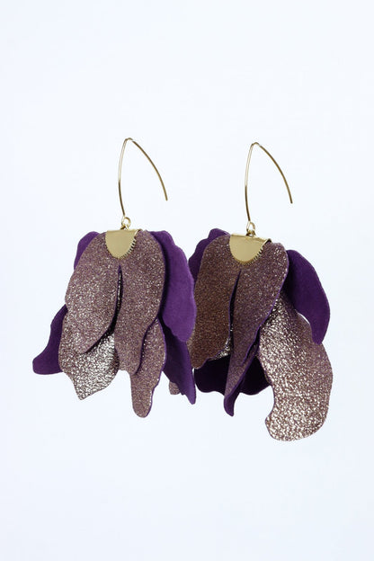 Cercei floare mare - mov cu sclipici