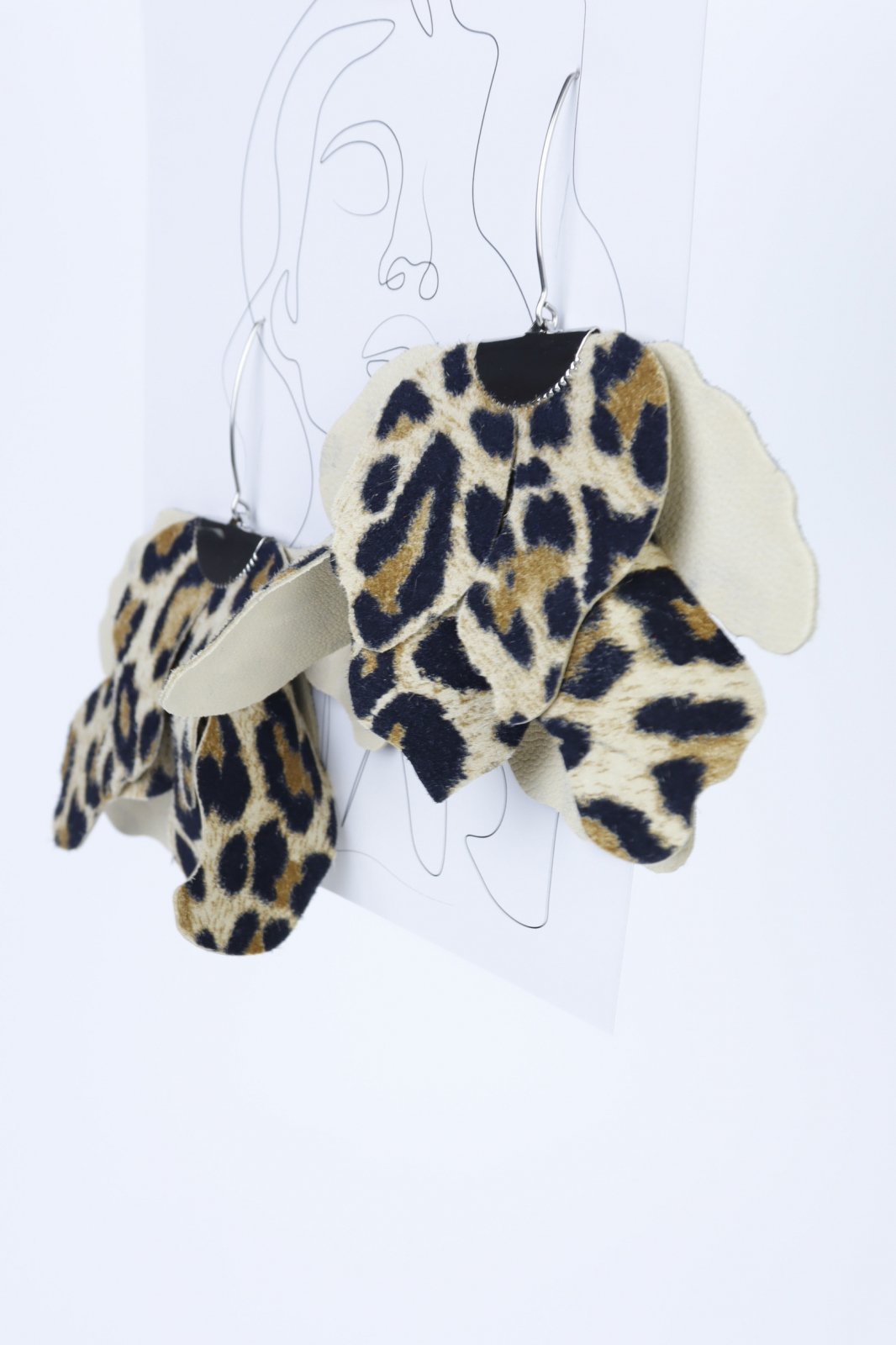 Large flower earrings - Leopard