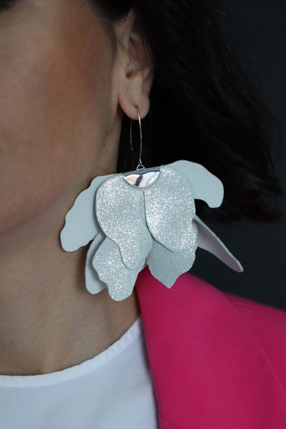 Cercei floare mare - Argintiu cu sclipici