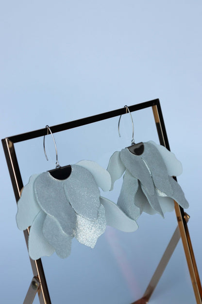 Cercei floare mare - Argintiu cu sclipici