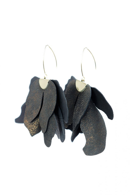 Cercei floare mare - Negru cu sclipici auriu