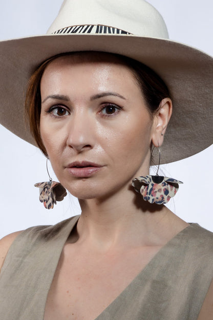 Cercei floare mica - Animal print colorat