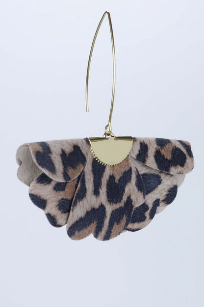 Cercei floare mica - Animal print maro