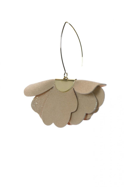 Cercei floare mica - Bej cu sclipici