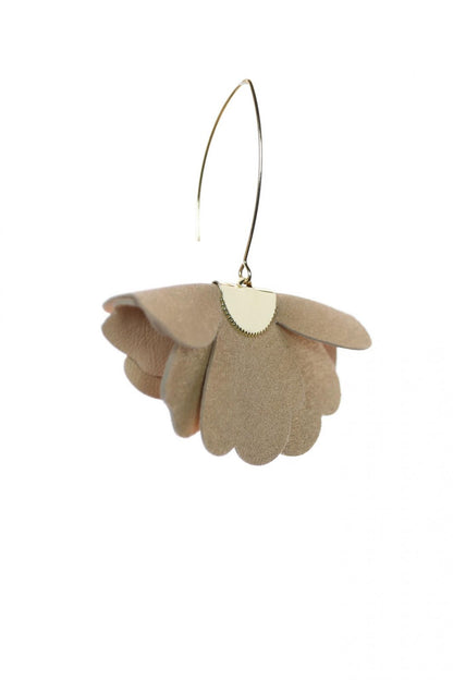 Cercei floare mica - Bej cu sclipici