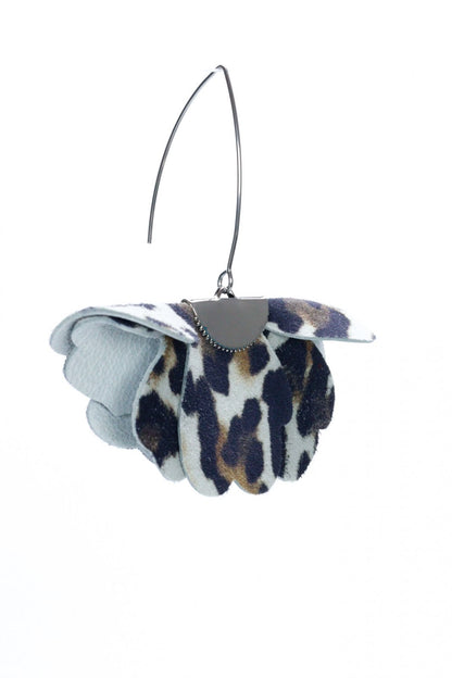 Cercei floare mica - Animal print alb