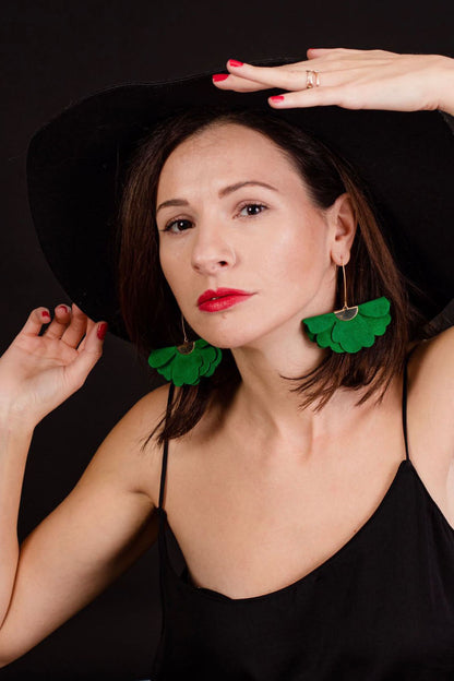 Cercei floare mica - Verde iarba