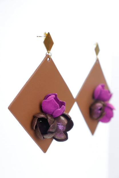 Cercei Geometrici cu model floral