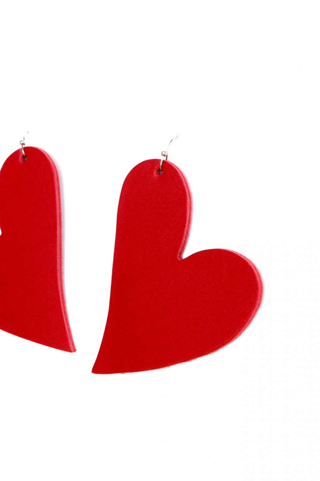 Heart earrings - Matte red