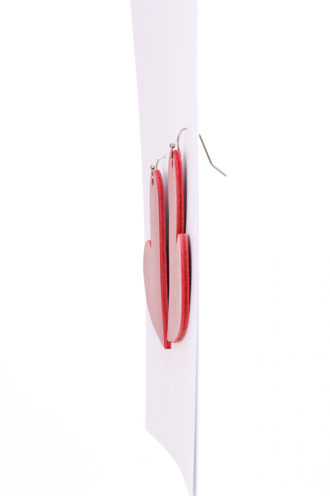 Heart earrings - Matte red