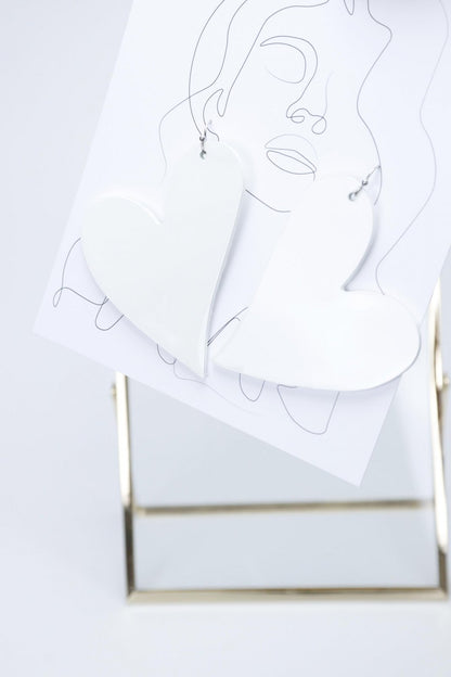 Cercei inima - Alb piele lacuita