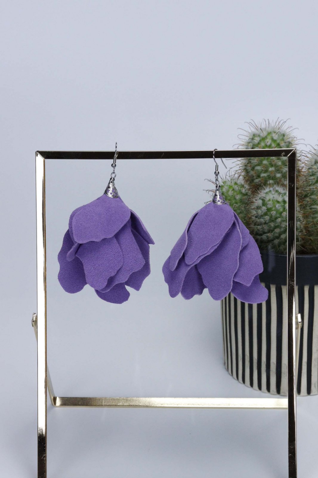 Iris Earrings - Lavender